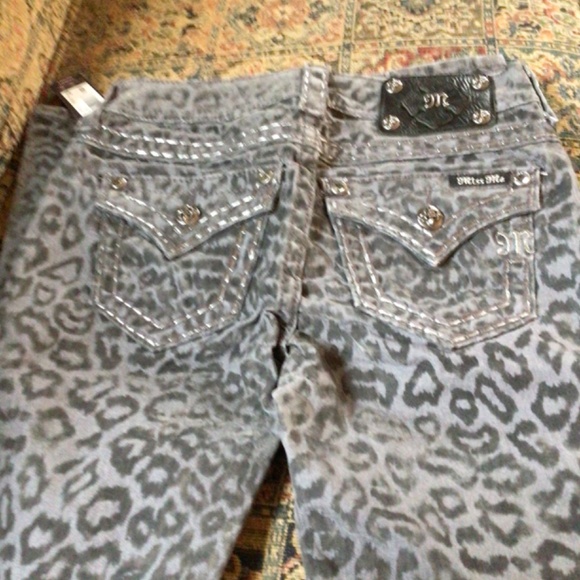Miss Me Signature Rise Skinny Cargo Jeans in Grey Leopard combo sz 24 NWT - Picture 12 of 13